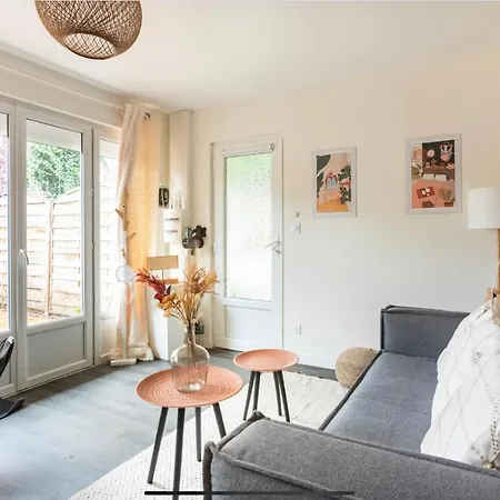 Le 102, Maison Avec Terrasse Et Parking Gare De Apartment Rouen